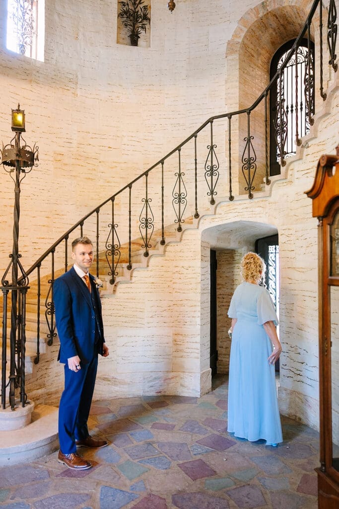 groom first look with his mother at The Howey Mansion captured by Jennifer Holly Photography