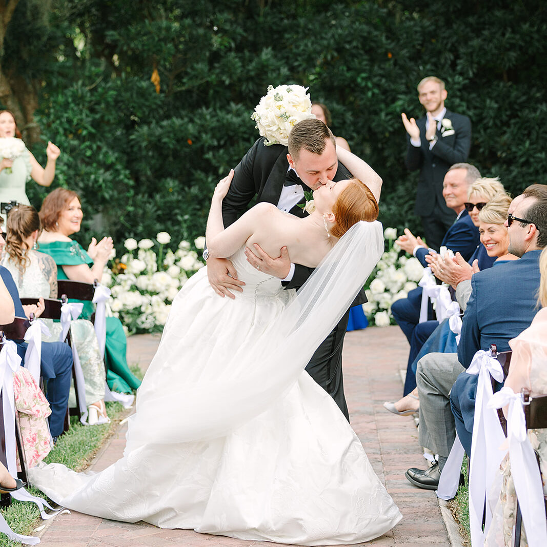 outdoor ceremony at Florida mansion wedding venue, Luxmore Grande Estate, captured by Jennifer Holly Photography