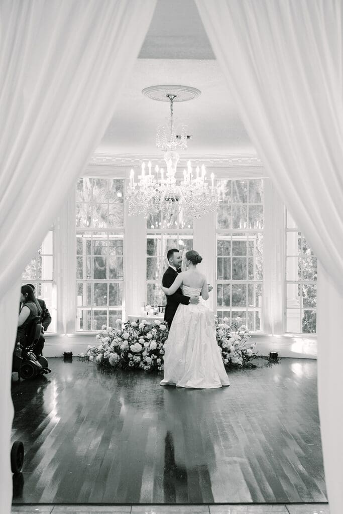grande ballroom reception at Florida mansion wedding venue, Luxmore Grande Estate, captured by Jennifer Holly Photography