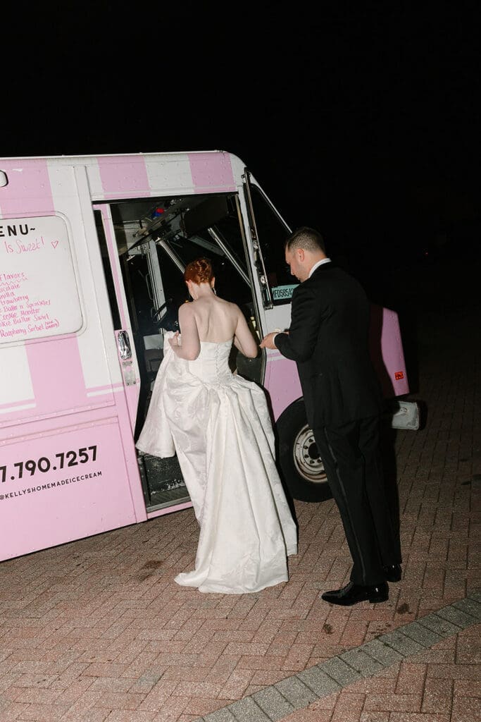pink Kelly's Ice Cream truck late night treat at Florida mansion wedding venue, Luxmore Grande Estate, captured by Jennifer Holly Photography