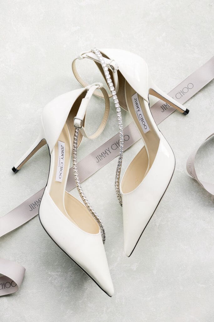 white and cream wedding details at Hyatt Regency Grand Cypress Resort in Orlando, Florida, captured by Jennifer Holly Photography
