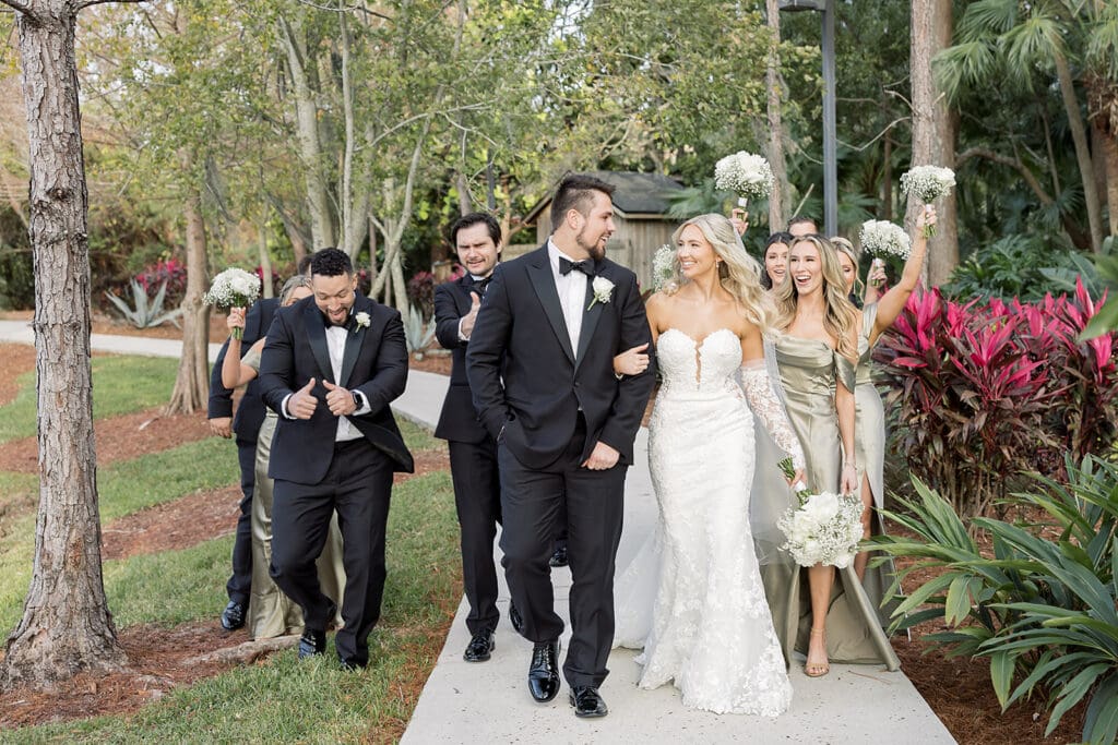 outdoor wedding party portrait at Hyatt Regency Grand Cypress Resort in Orlando, Florida, captured by Jennifer Holly Photography
