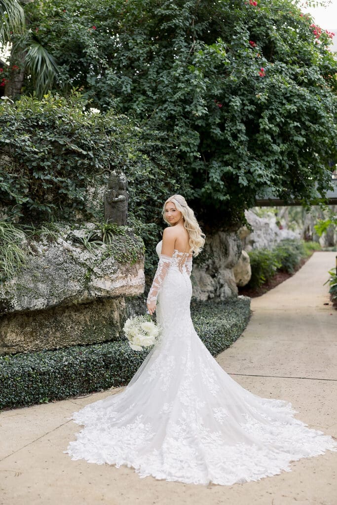 outdoor wedding bridal portrait at Hyatt Regency Grand Cypress Resort in Orlando, Florida, captured by Jennifer Holly Photography