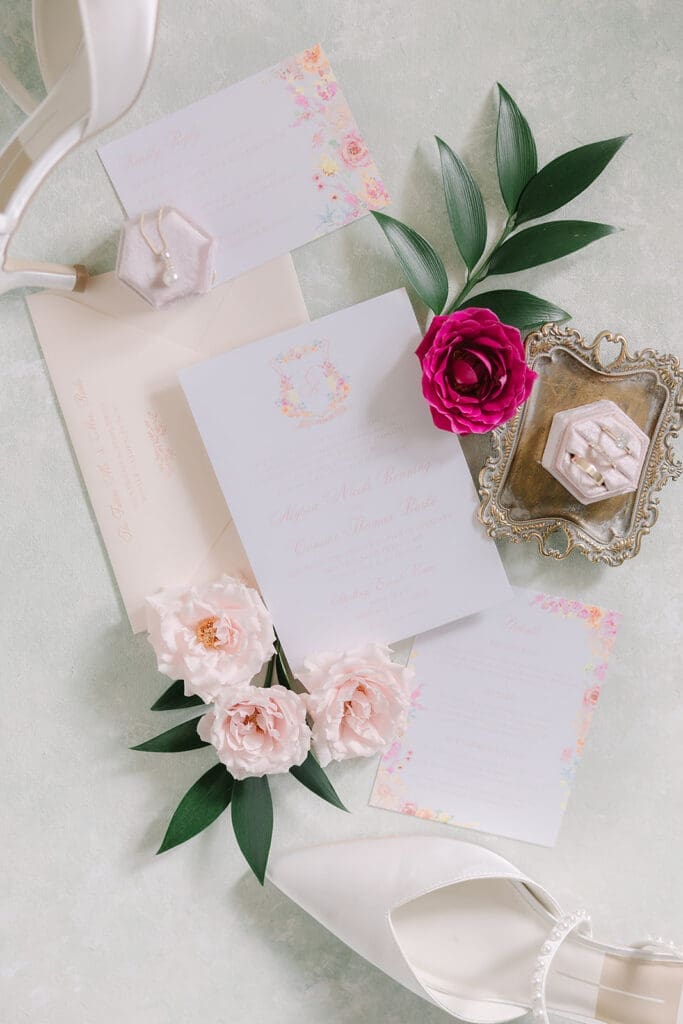 vibrant hot pink and blush floral details at Sterling Event Venue in Minneola FL captured by Jennifer Holly Photography